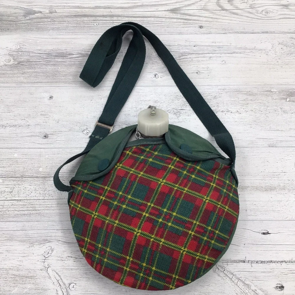 Vintage 1960s Girl Scouts 1 Quart Aluminum Canteen Green Plaid Cover & Strap - Picture 2 of 9
